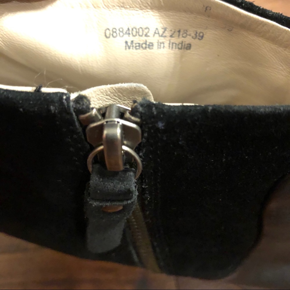 BODEN “Harper” Black Leather Suede Bootie size 39 9 - Picture 5 of 9